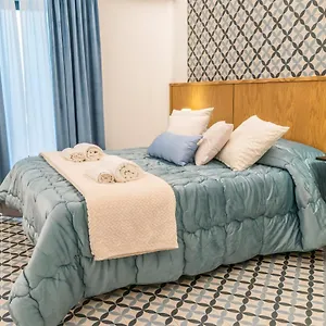 Community & Wine Bed & Breakfast
